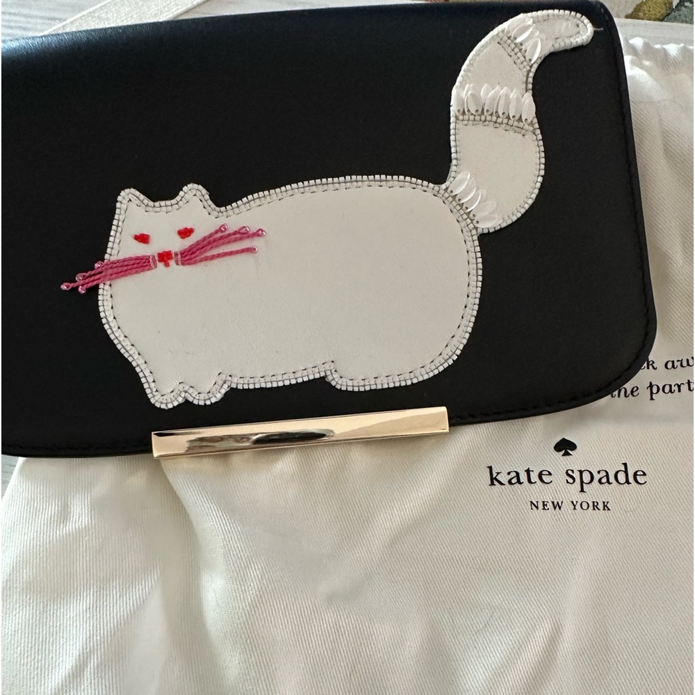 Kate Spade make it mine white kitty snap flap